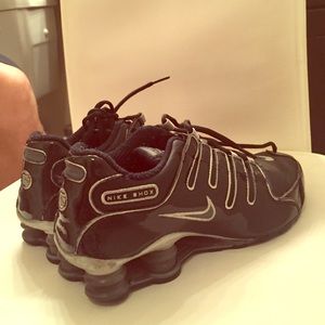 Used Black Nike Shox. Size 5.5Y