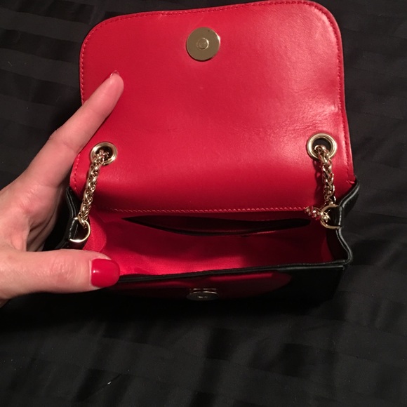 Christian Louboutin Sweet Charity Valentine Bag - Picture 4 of 4