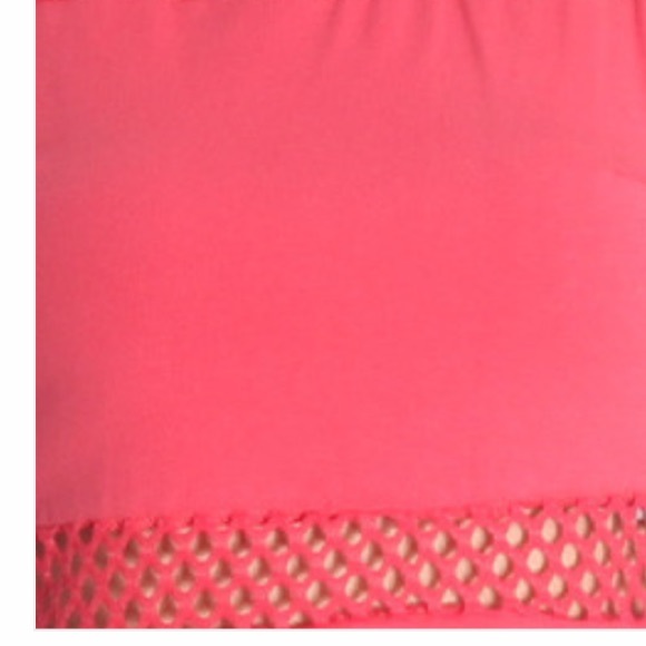 Last one! XL Perfect Pink peplum top. - Picture 3 of 4