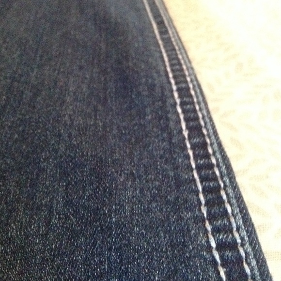 Jeans - Picture 2 of 4