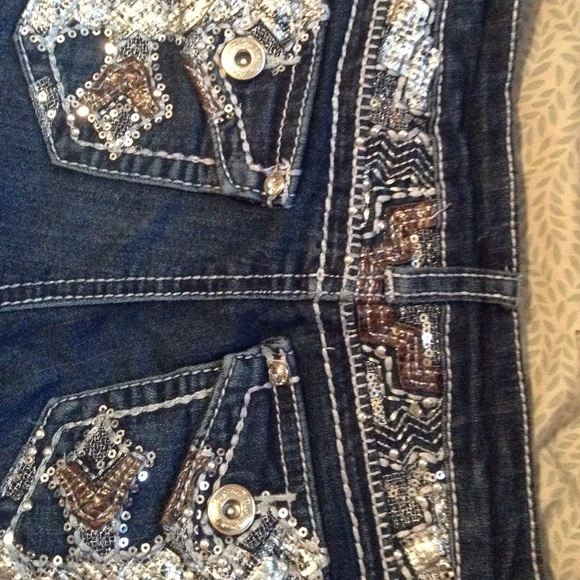 Jeans - Picture 4 of 4