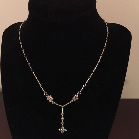 Nine West Silver Necklace - Picture 1 of 1