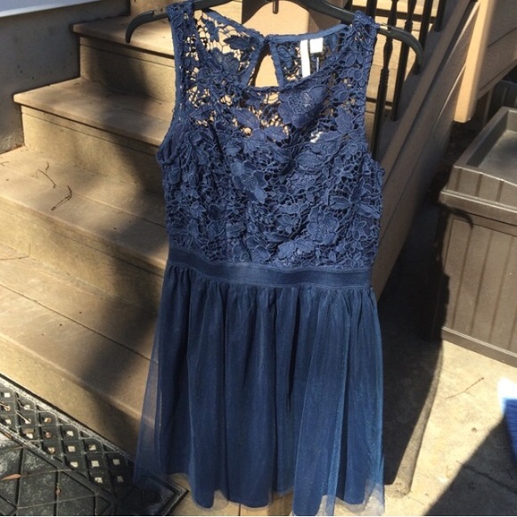 LC Lauren Conrad Dresses & Skirts - LC Lauren Conrad tulle skirt dress with lace top