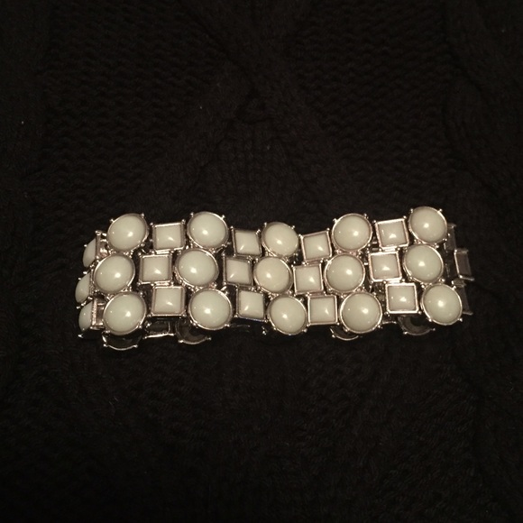 Lia Sophia Stretch Bracelet