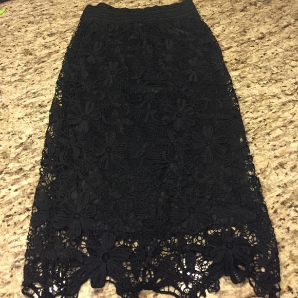 Lace black pencil skirt