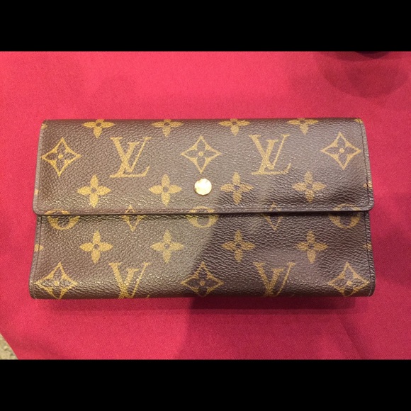 Used Authentic Louis Vuitton Wallet