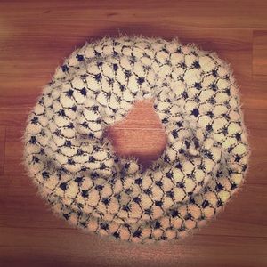 Eyelash Eternity Scarf