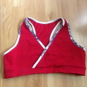 🌟Spring sale🌟 Lululemon cross-over sports bra