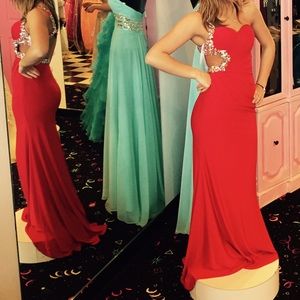 PROM DRESS