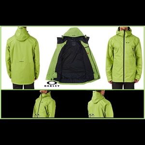 **SOLD** NWT. OAKLEY Shell Snowboard Jacket; Men M