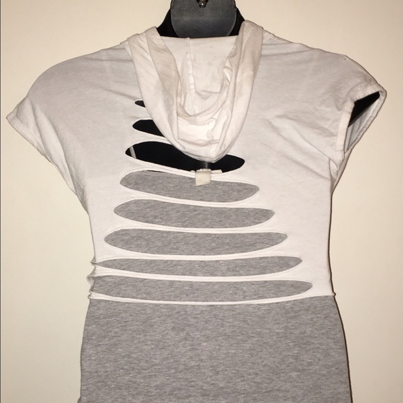 Crop top - Picture 2 of 2