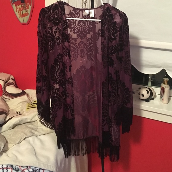 Purple kymoto with fringe at bottom