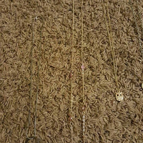 Necklaces - Picture 3 of 4