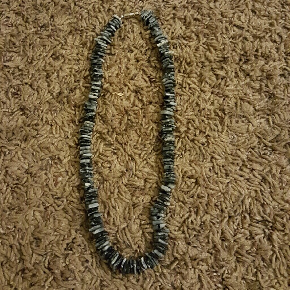Necklaces - Picture 4 of 4