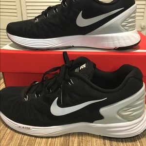 Men's Nike shoes