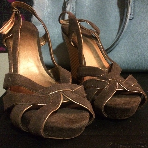 Cute brown wedges