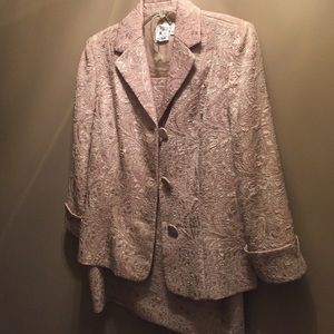 A Maggy L two piece suit.