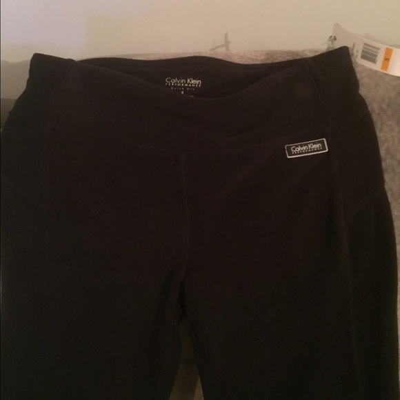 NWTS Calvin Klein workout pants - Picture 2 of 4