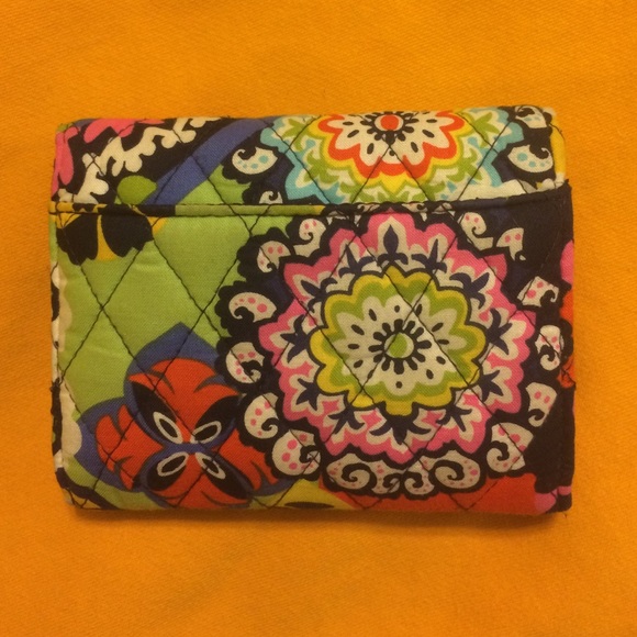 Petite Trifold Wallet - Picture 3 of 3