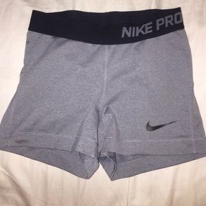 Nike pro