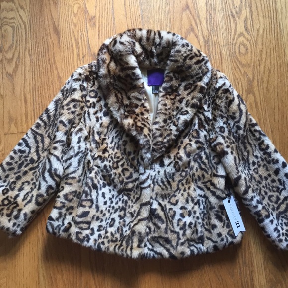 Leopard short jacket.