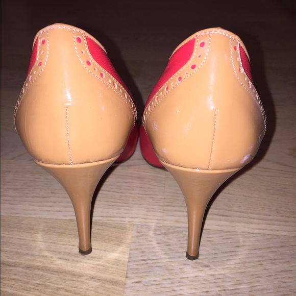 *SOLD* Two-toned J Crew Mona Tasseled Pumps - Picture 3 of 4