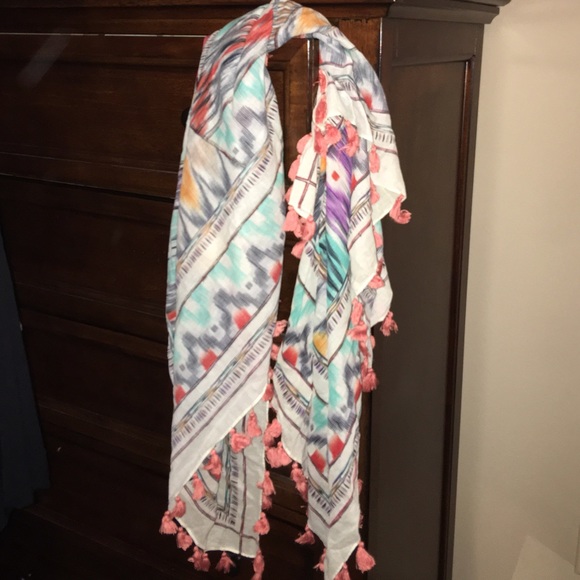 Aztec BCBG scarf!