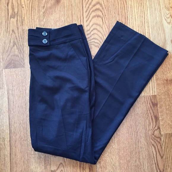 NavyCassidy Classic Flare