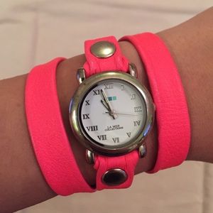 La Mer Collections Leather Wrap Watch in Neon Pink