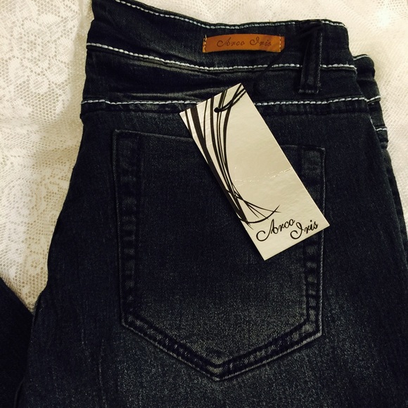 blue jeans w/white stitches. FINAL CLEARANCE - Picture 2 of 4