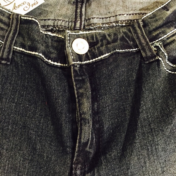 blue jeans w/white stitches. FINAL CLEARANCE - Picture 4 of 4