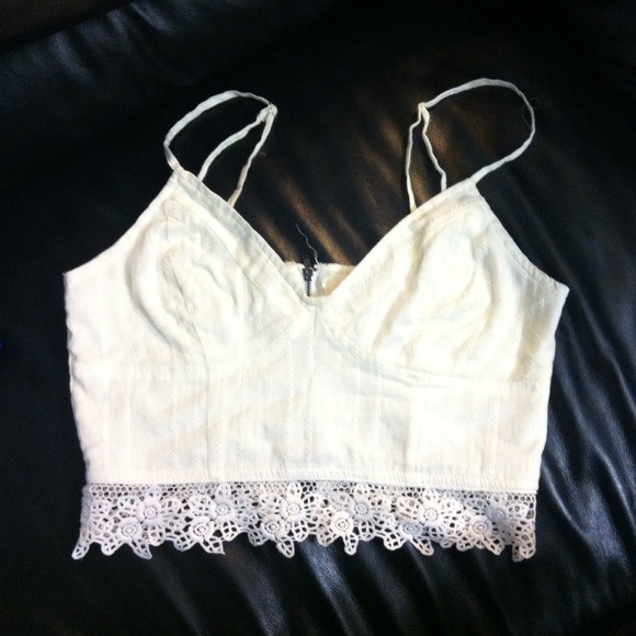 🚫SOLD on Mercari Lace trimmed crop top