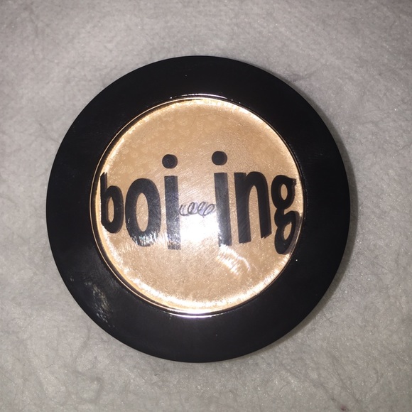 Benefit Other - Benefit boi-ing full coverage concealer #01