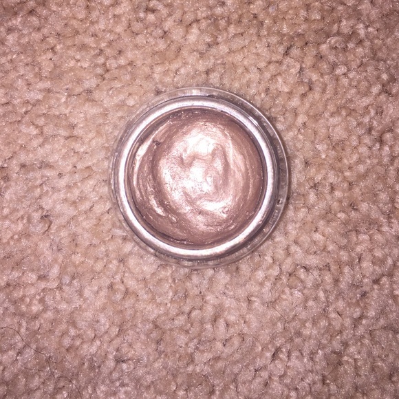 maybelline color tattoo shadows - Picture 3 of 3