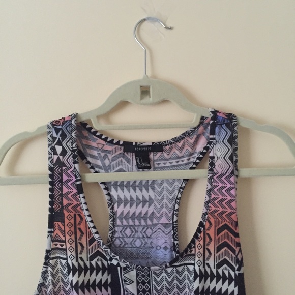Tank top - Picture 2 of 4