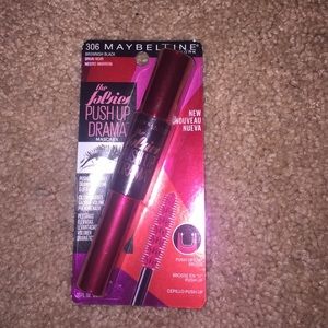 Maybelline push up mascara