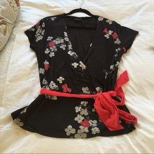 Sexy top, crossover wrap