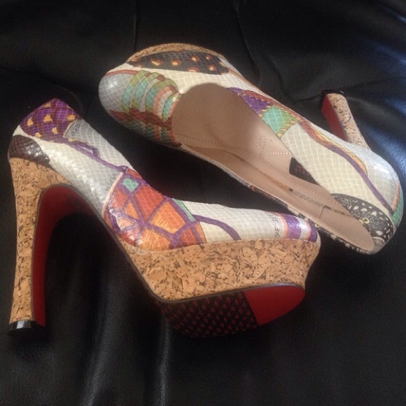 Beauty heel ✨the biggest sale ✨ - Picture 2 of 4