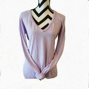 ❄❄Soft Lavendar V Neck Sweater❄❄