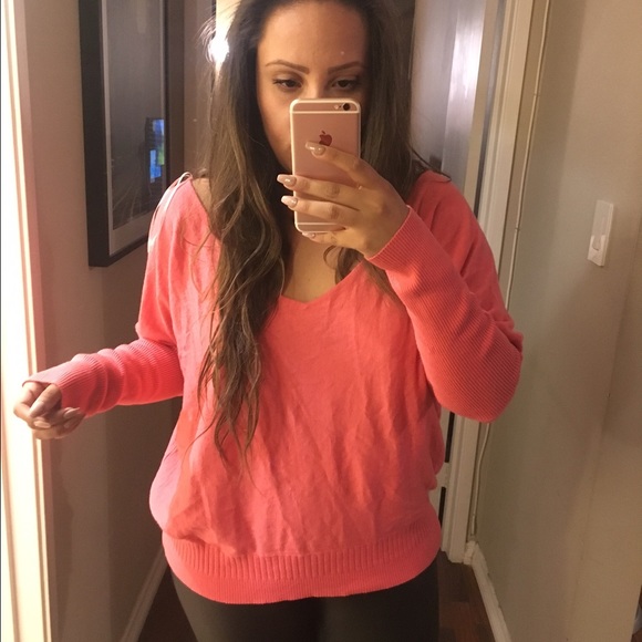 Victoria secret loose sweater - Picture 2 of 2