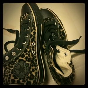 Vintage Leopard Print Converse