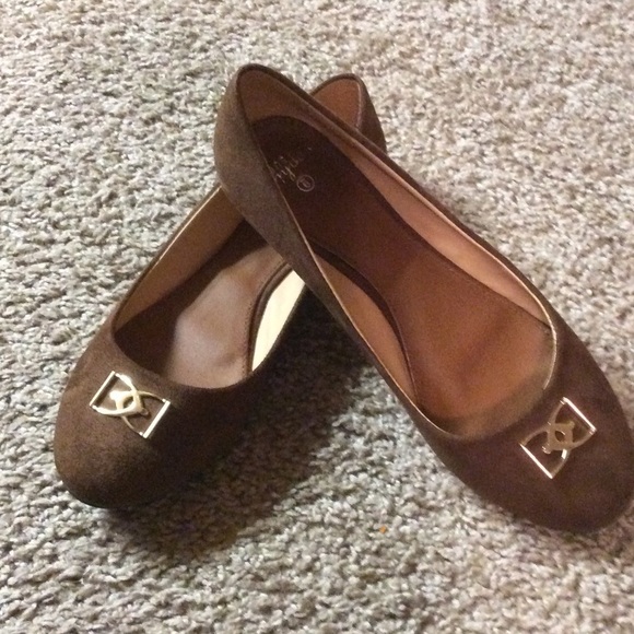Flat comfy suede shoe - Picture 1 of 2