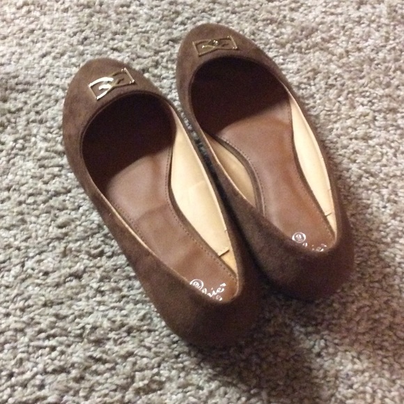 Flat comfy suede shoe - Picture 2 of 2