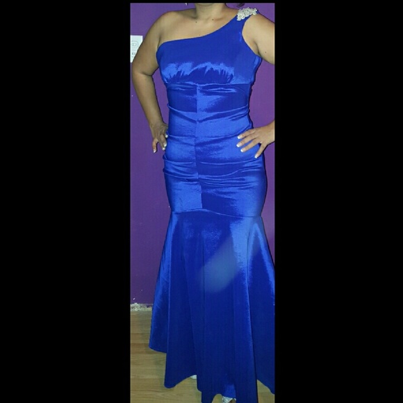 Royal blue mermaid style prom dress