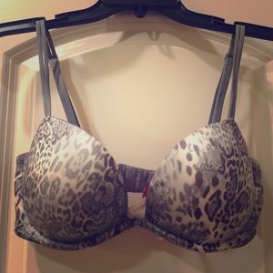 VS PINK Silver Leopard Push-Up Bra