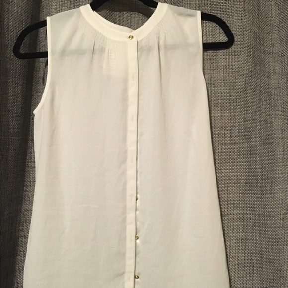 Button down sleeveless blouse