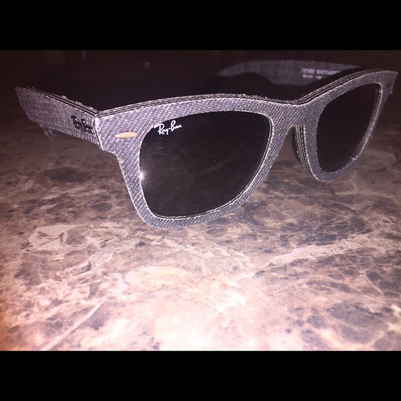 Ray Ban denim wayfarers😎