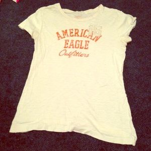 American Eagle T shirt