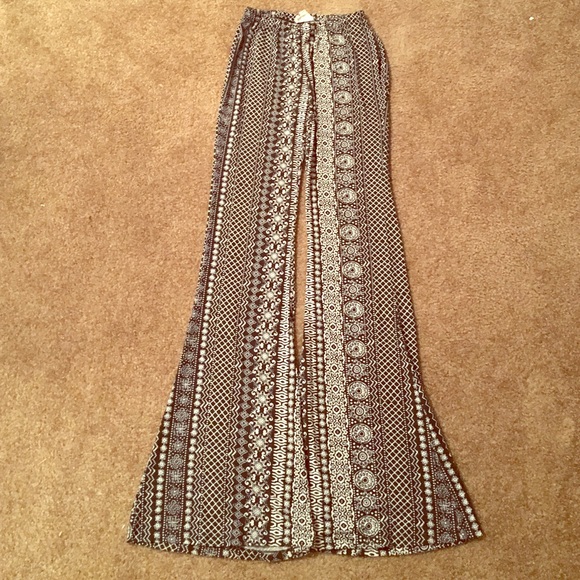 💕Cute Bell Bottoms!💕