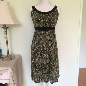 London Style green black mod dress